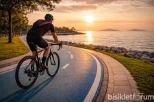 İstanbul’da Bisiklet Sürmek En Güvenli Rotalar BisikletForum.net.webp